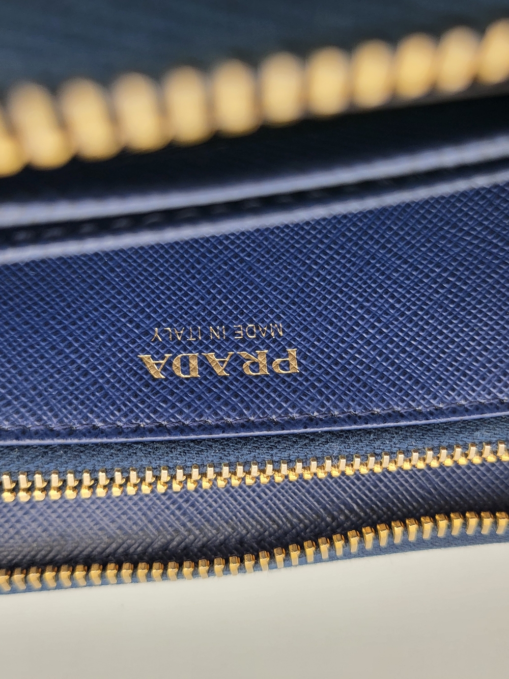 PRADA Blue Saffiano Leather Large Organizer Zip Wallet. Authentic. - Picture 8 of 16